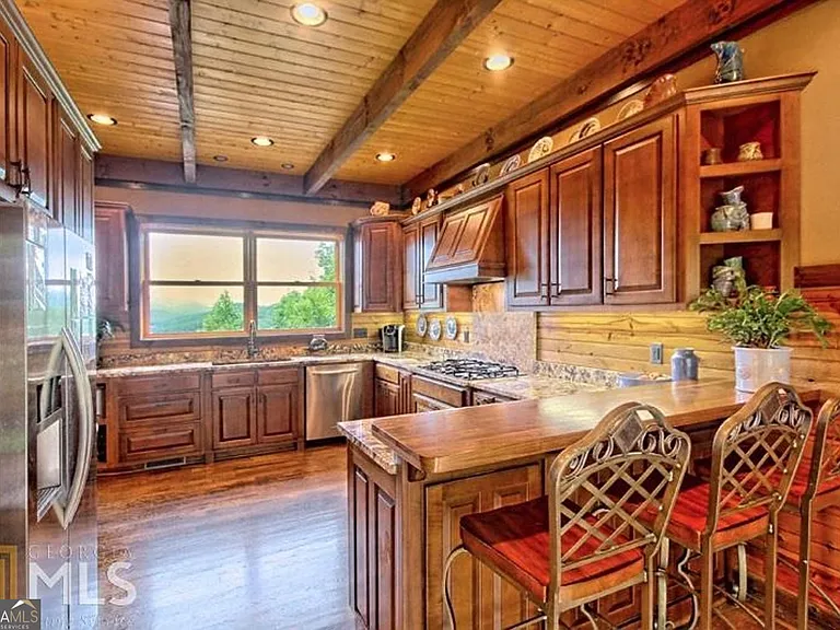 100 Corinth Ln — Photo 11