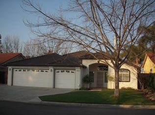 8551 N Woodrow Ave, Fresno, CA 93720