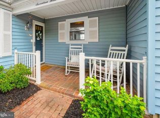 17305 Fletchall Rd, Poolesville, MD 20837