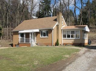 9 Villa Dr, Pittsburgh, PA 15215