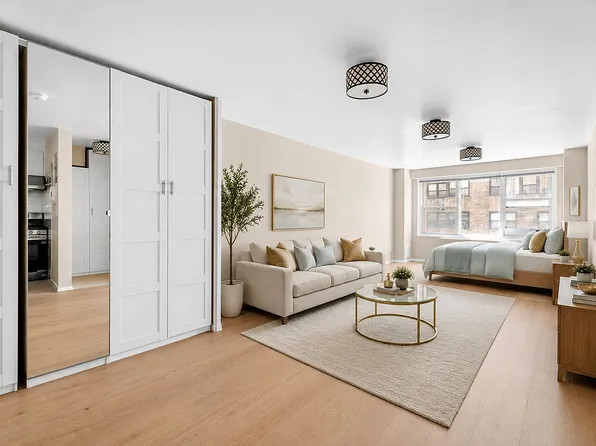 370 E 76th St APT C204, New York, NY 10021