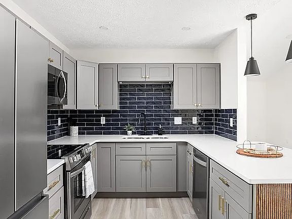3rd image of 5131 Haverford Ave