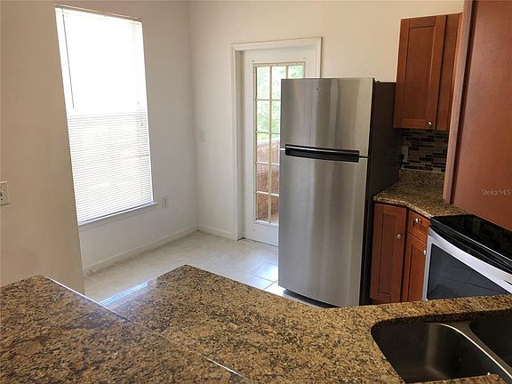 5th image of 17915 Villa Creek Dr #17915