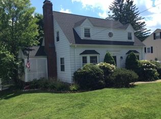 8 Rexhame Rd, Worcester, MA 01606