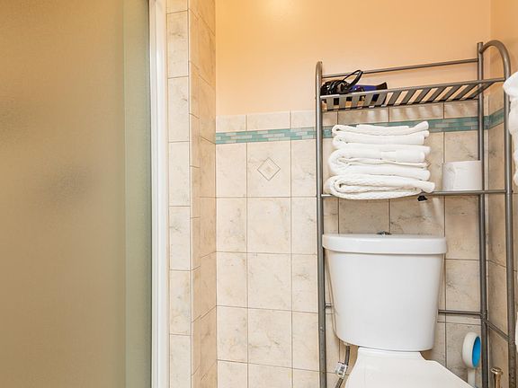 5th image of 629 Tremont St #5