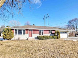 2057 Hazen Rd, Green Bay, WI 54311