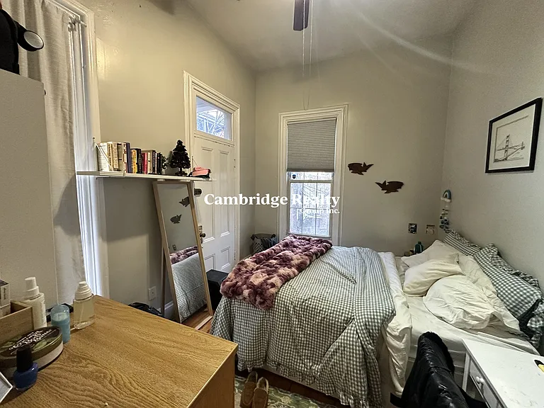 135 Hillside St #1T — Photo 16