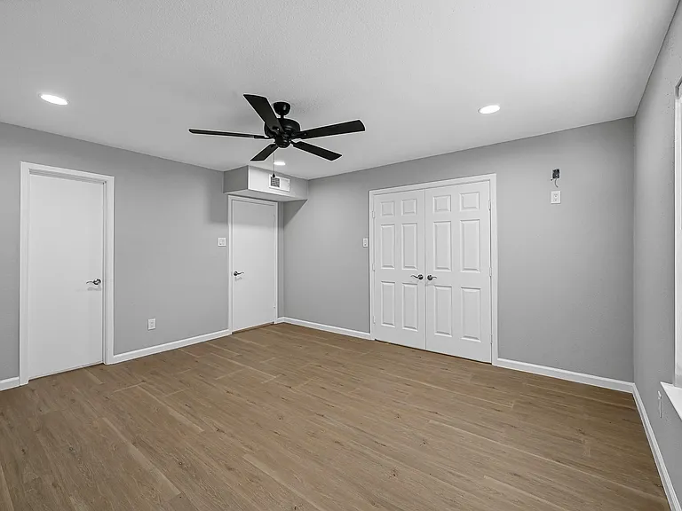 7555 Katy Fwy #146 — Photo 11