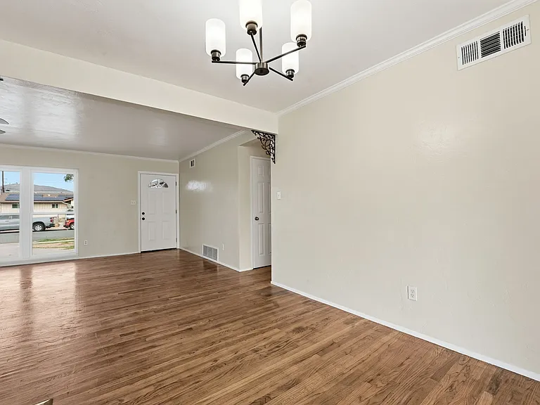 1209 Evilo St — Photo 11