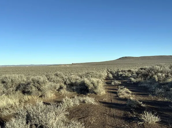 Casad Ln, Christmas Valley, OR 97641