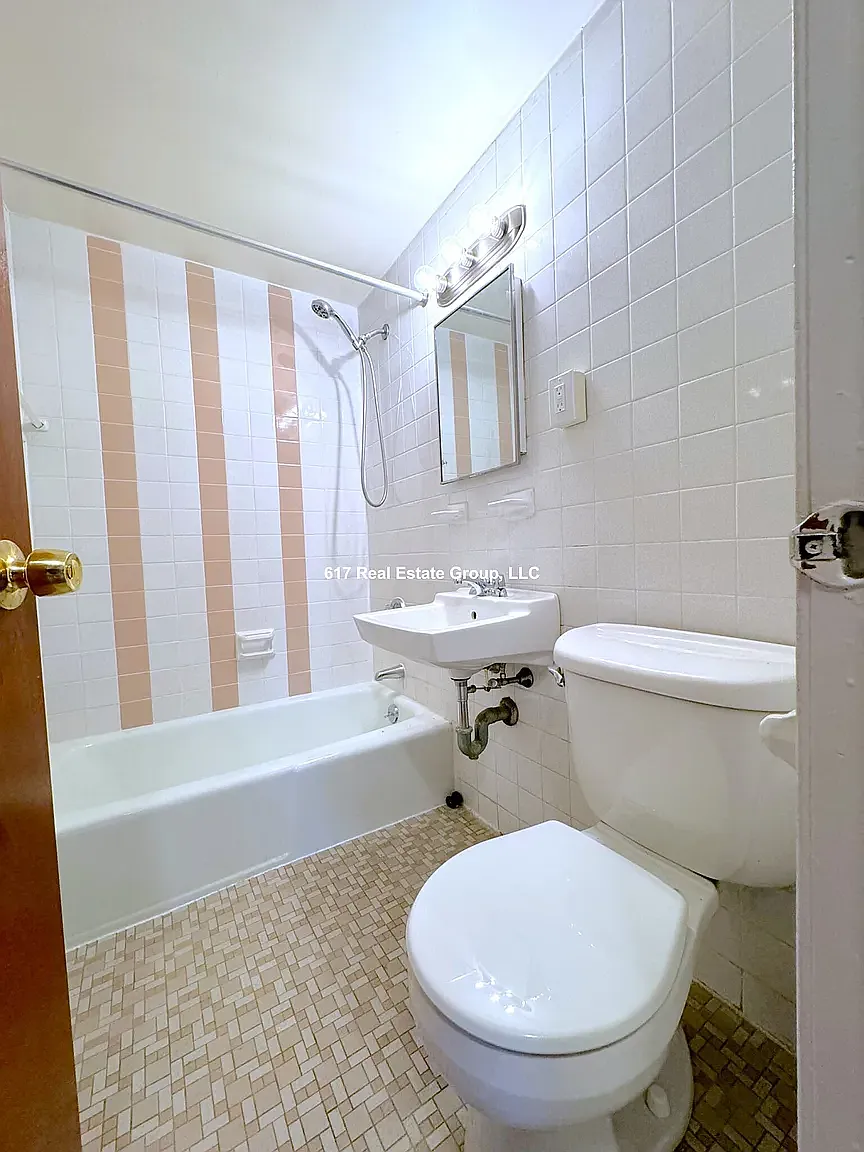 Studio, 9999 sqft, $1,750 — Photo 4