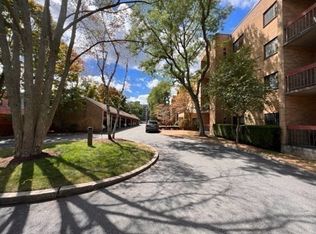 41 Centre St APT 402, Brookline, MA 02446