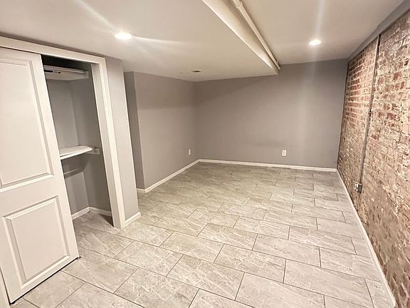 4th image of 122 S Broadway #126C