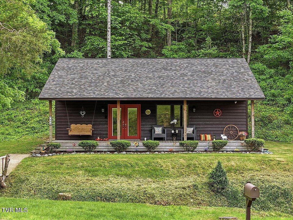 1st image of 3427 Bill Douglas Rd