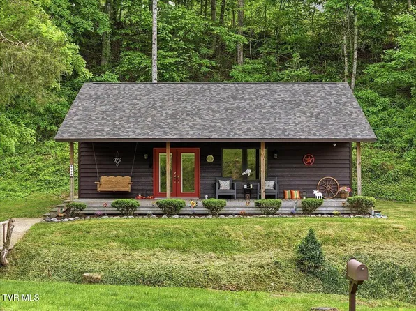 3427 Bill Douglas Rd, Newport, TN 37821