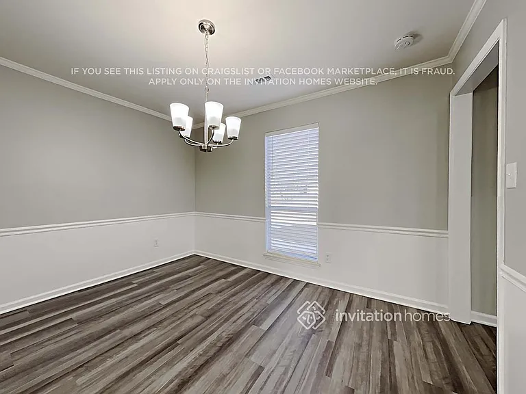 9500 Pondside Ln — Photo 7