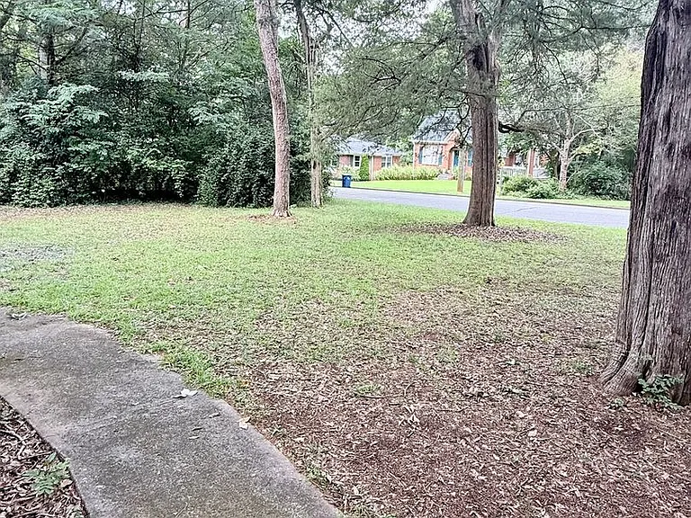 245 Milledge Hts — Photo 2