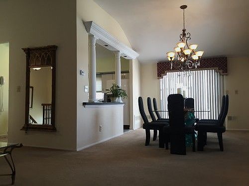 3rd image of 40 Minturn Ave