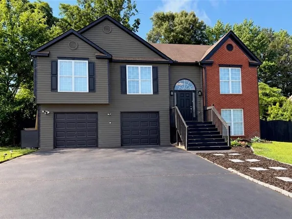5867 Amerson Ln, Ellenwood, GA 30294
