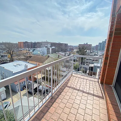 Rented by R New York | media 27