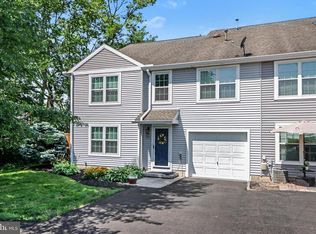 1320 N West St, Carlisle, PA 17013