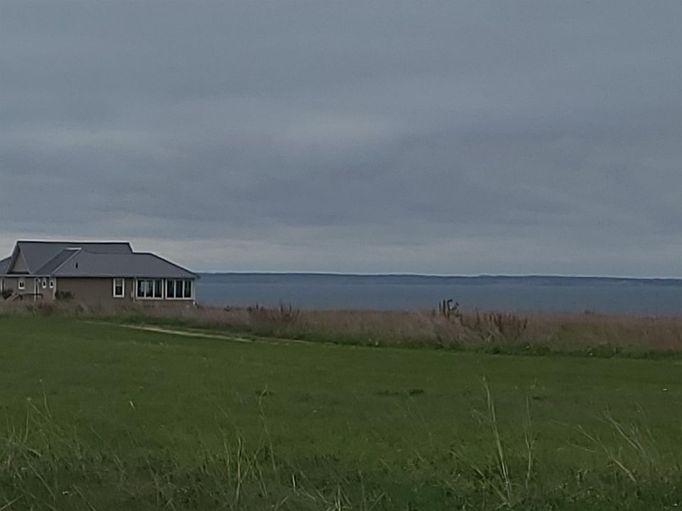 1st image of 4 Island View Ln #4