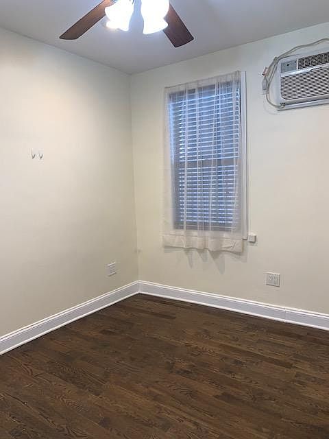 1st image of 958 N Hoyne Ave #1RR