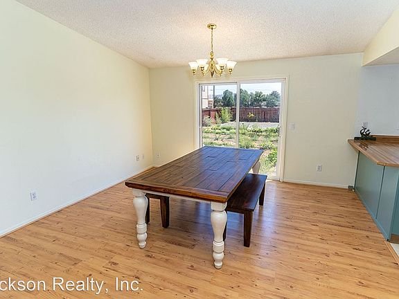 3rd image of 130 Virgil Dr