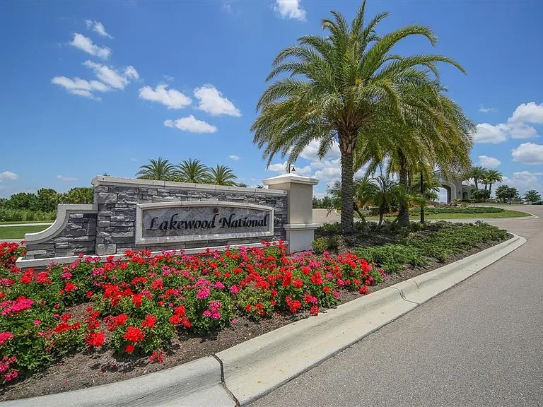 5634 Palmer Cir #201 — Photo 19