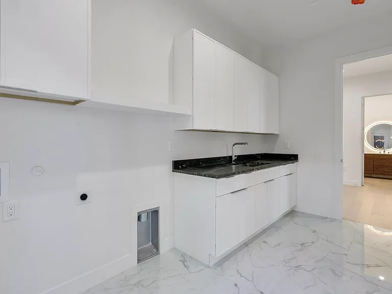 3813 Cortez Dr — Photo 24