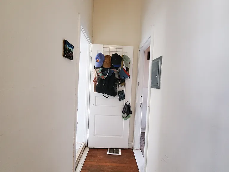 4222 Spruce St #1R — Photo 15