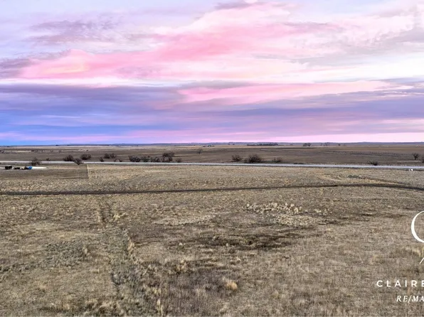 9686 Landmark Ln, Casper, WY 82604