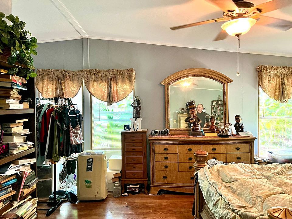 31st image of 15777 Bolesta Rd #13