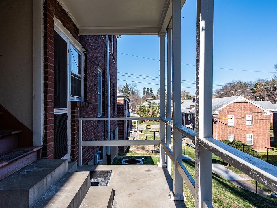 2nd image of 2888 Brownsboro Rd #I1