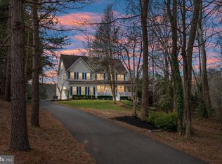 2925 Queensberry Dr, Huntingtown, MD 20639