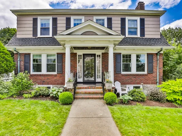 3 Windsor Rd, Milton, MA 02186