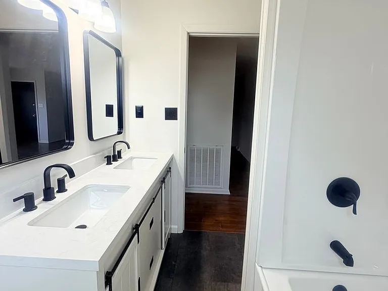 11622 S Williamsburg Dr — Photo 16