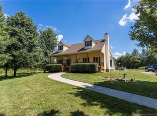 3365 E Dutch Creek Rd, Pekin, IN 47165