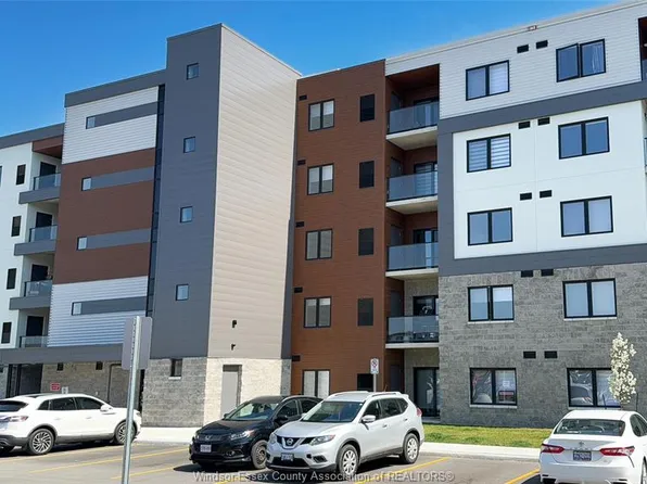 2550 Sandwich West Pkwy #419, Lasalle, ON N9H 0N4