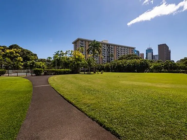 1519 Nuuanu Ave #K-1245 — Photo 17