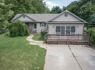 11423 Main Rd, Fenton, MI 48430