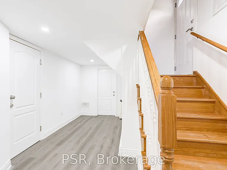24 Skelmore Cres #BASEMENT — Photo 15
