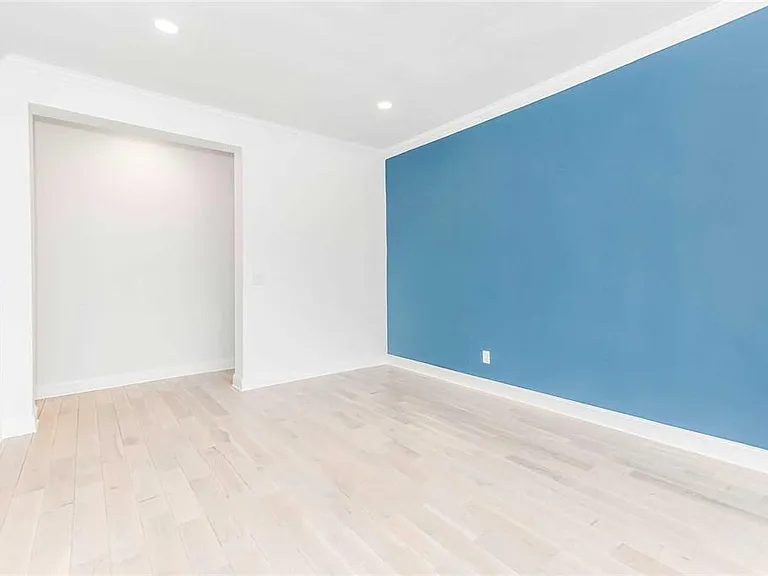 140 Claremont Ave #6B — Photo 9