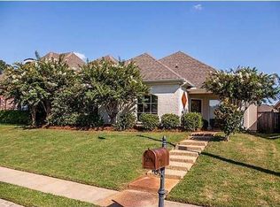 273 Lighthouse Ln, Brandon, MS 39047