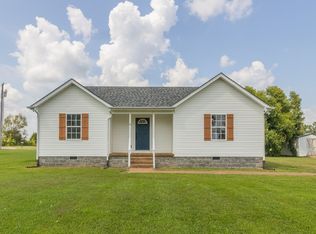 103 Robin Hood Dr, Hohenwald, TN 38462