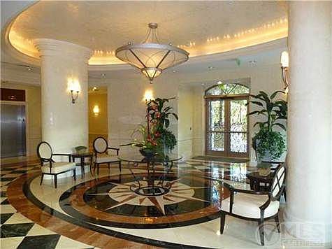 3rd image of 403 S Sapodilla Ave APT 601