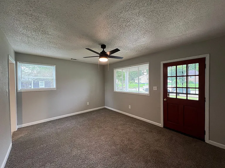364 Elder Rd — Photo 2