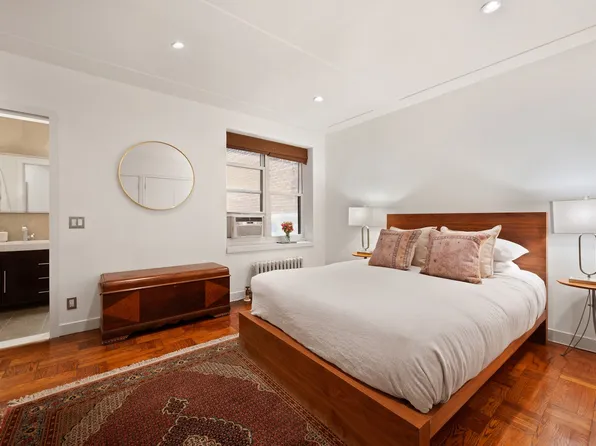 135 East 39th Street image 6 of 10