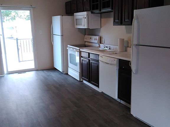 5th image of 701 S James St