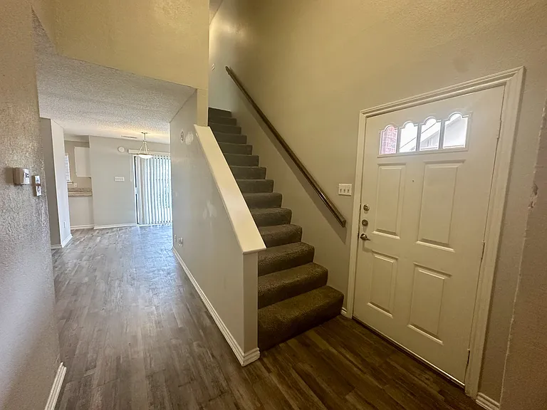 1601 Wynn Joyce Rd — Photo 23
